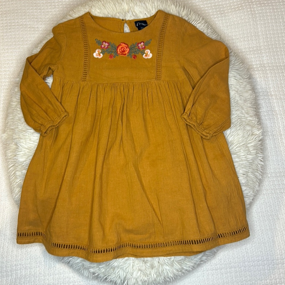 Art Class Girls Size 3T Flowy Dress